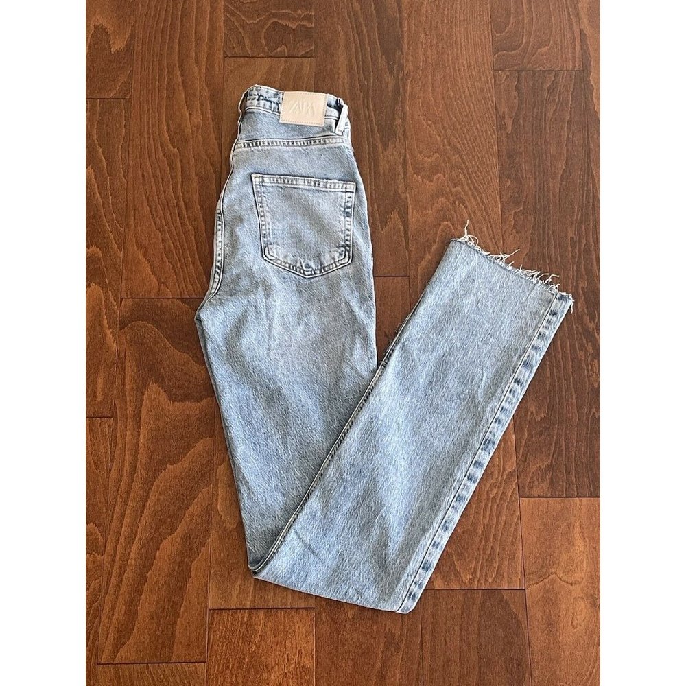 Zara Womens Fitted Flare Slitted High Rise Medium Wash Vintage Look Jeans US 0